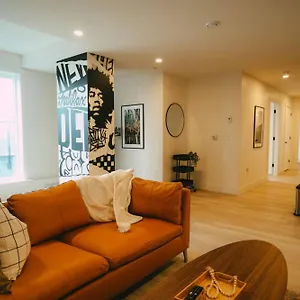https://new-stylish-2br-condo-with-views-in-north-end.halifax-hotels.org